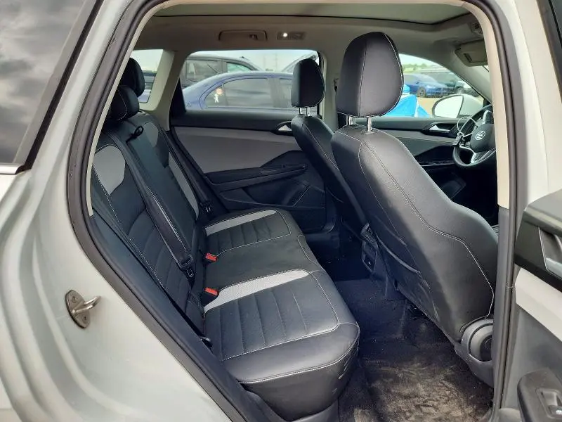 2023 VOLKSWAGEN TAOS SEL  