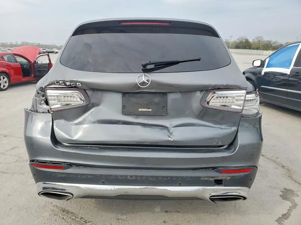 2016 MERCEDES-BENZ GLC 300  
