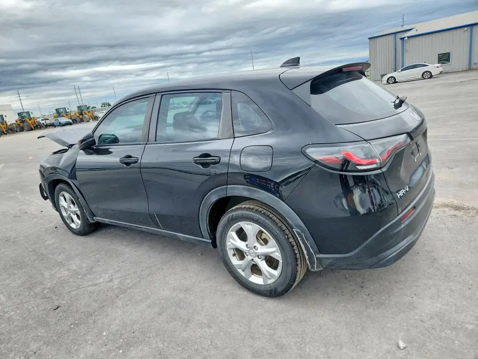 2023 HONDA HR-V LX  