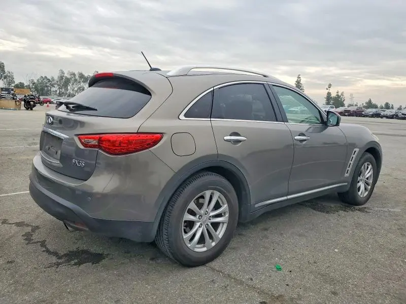 2010 INFINITI FX35   
