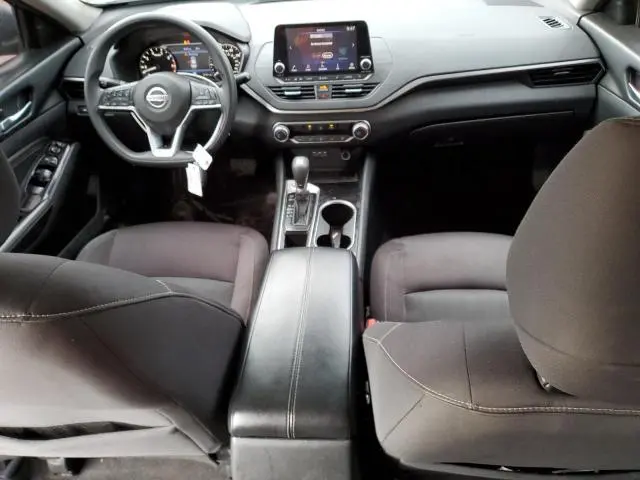 2021 NISSAN ALTIMA SV  