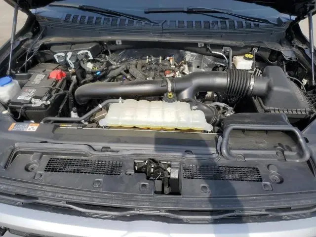 2024 FORD EXPEDITION XLT  