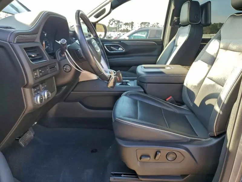 2021 GMC YUKON XL K1500 SLT  