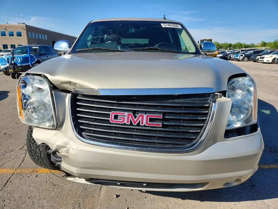 2014 GMC YUKON XL K1500 SLT  