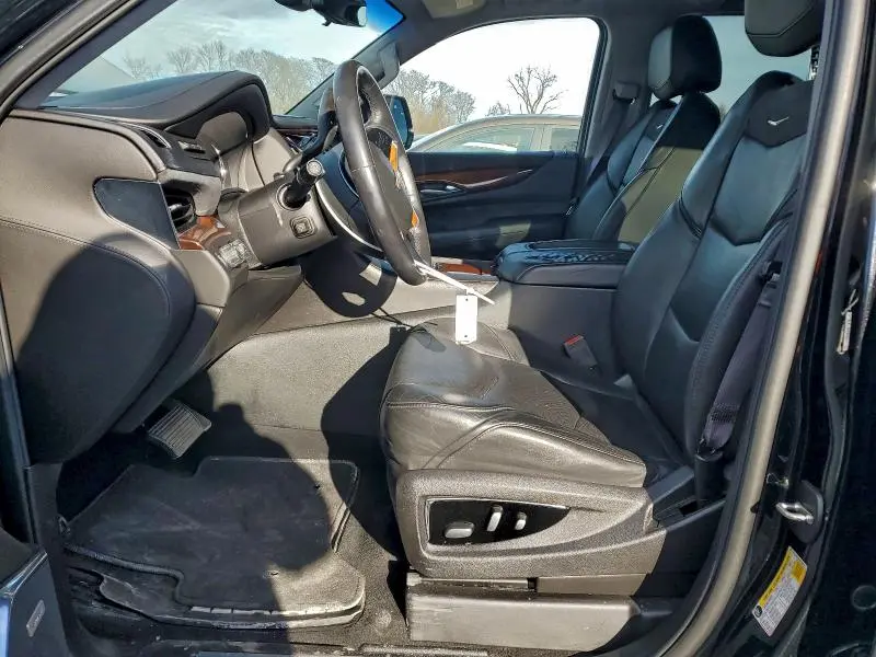 2017 CADILLAC ESCALADE ESV LUXURY  