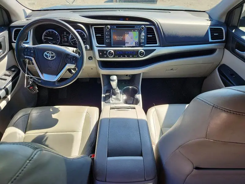 2015 TOYOTA HIGHLANDER XLE  