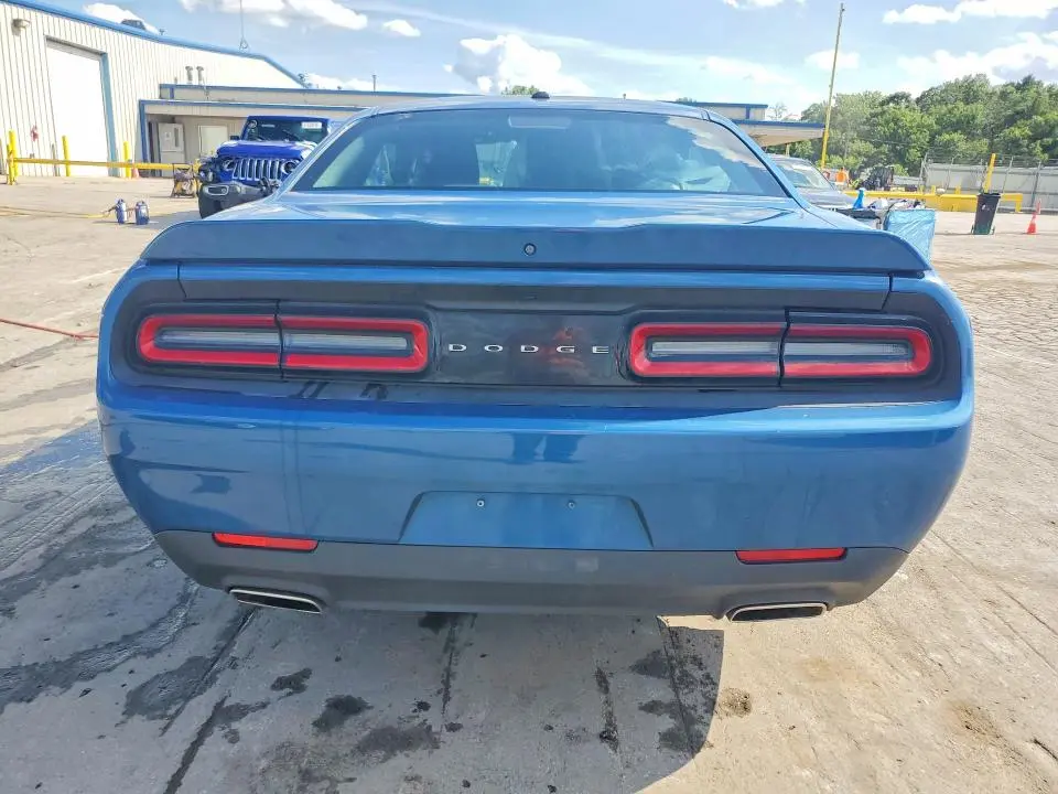 2021 DODGE CHALLENGER SXT  