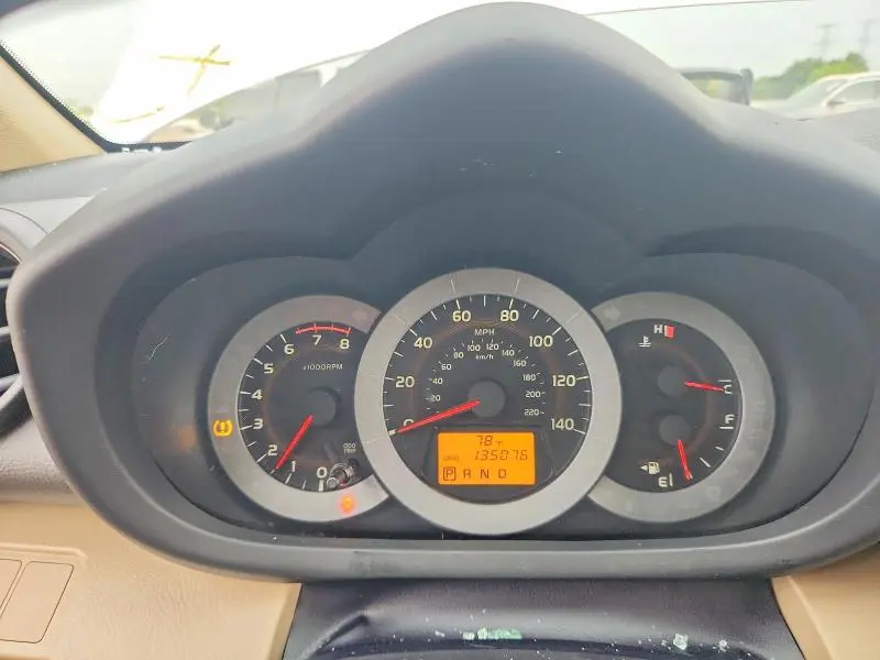 2011 TOYOTA RAV4 BASE  