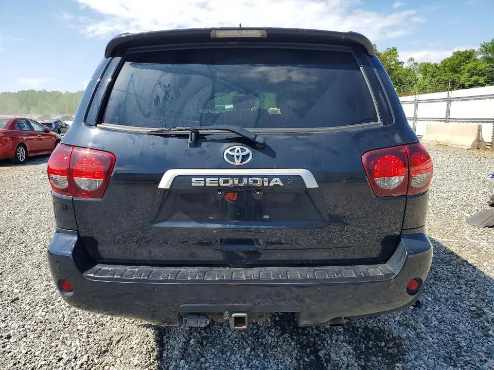 2022 TOYOTA SEQUOIA SR5  