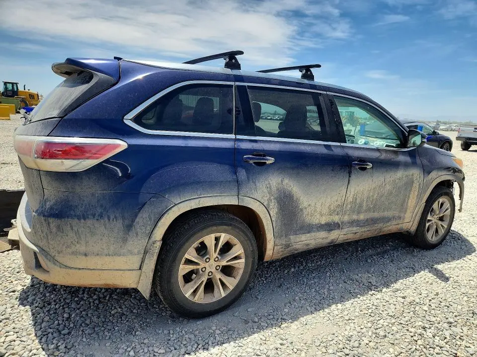 2015 TOYOTA HIGHLANDER XLE  