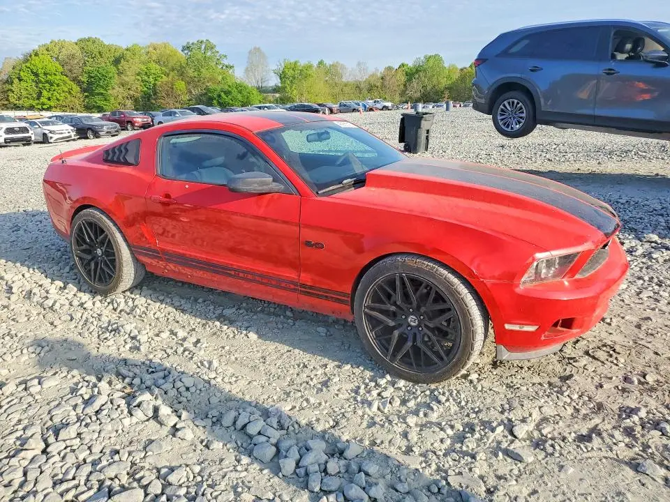 2011 FORD MUSTANG   