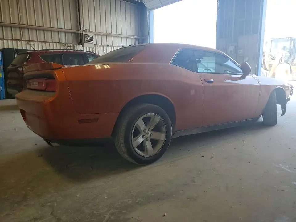 2011 DODGE CHALLENGER   