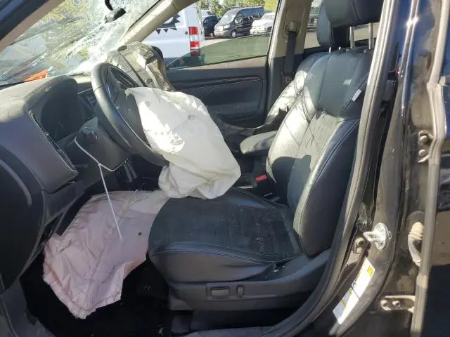 2019 MITSUBISHI OUTLANDER SE  