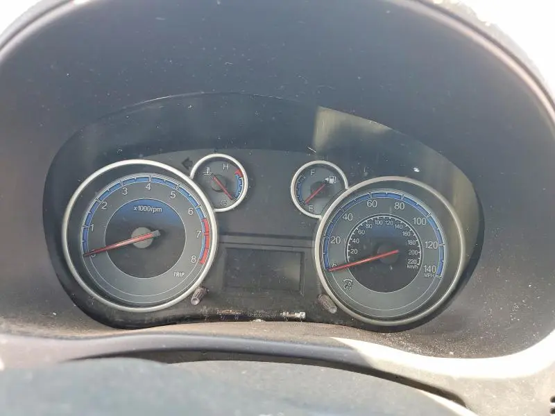 2013 SUZUKI SX4 LE  