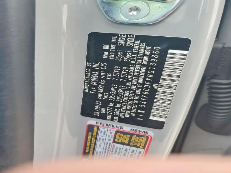 2024 KIA SPORTAGE X-LINE  