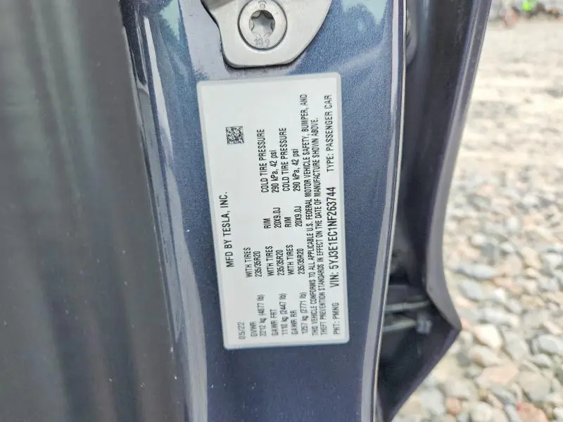 2022 TESLA MODEL 3   