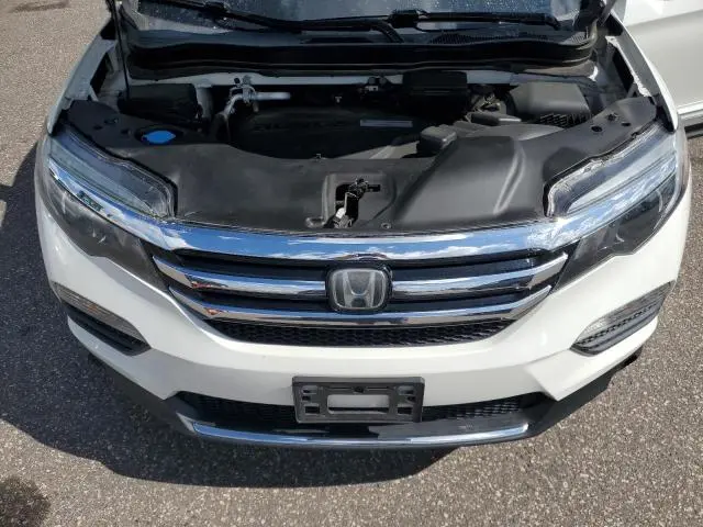 2017 HONDA PILOT ELITE  