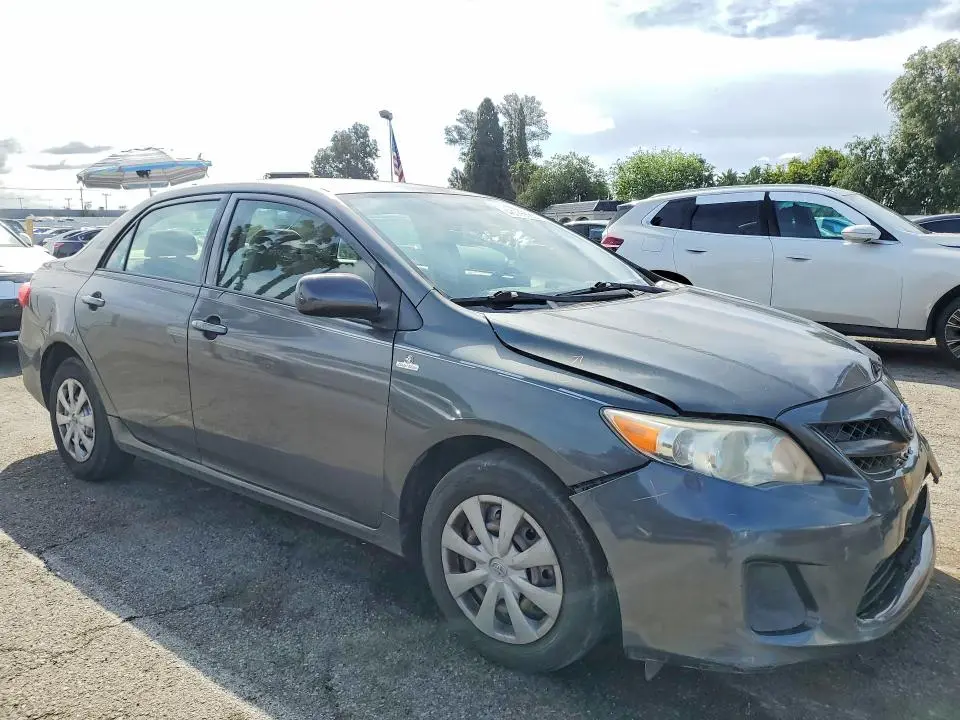 2011 TOYOTA COROLLA LE  