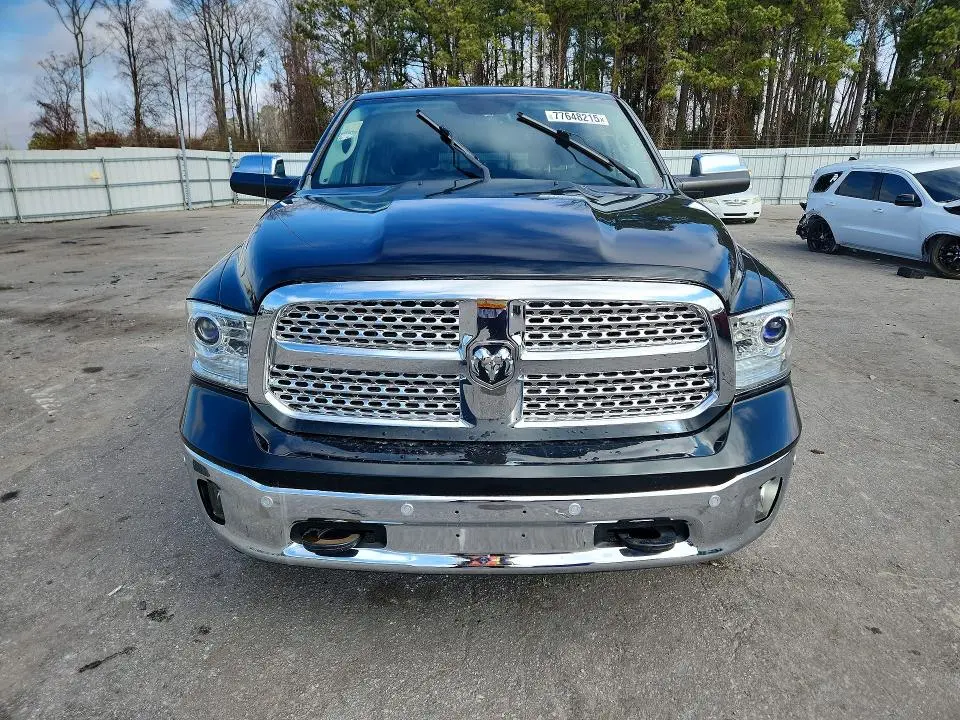 2015 RAM 1500 LARAMIE  