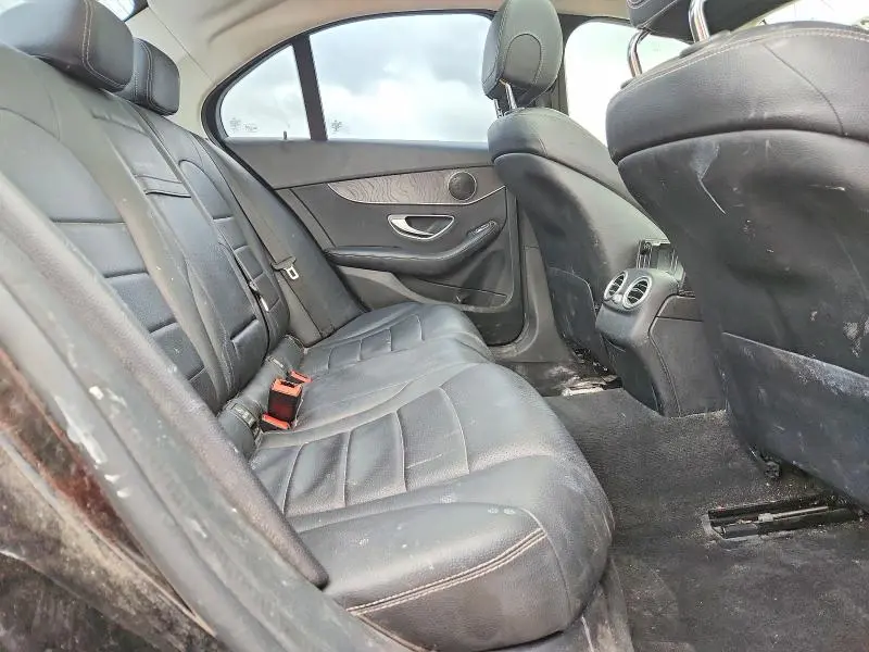 2017 MERCEDES-BENZ C 300  