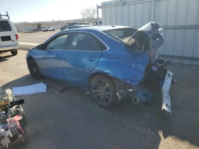 2016 TOYOTA CAMRY LE  