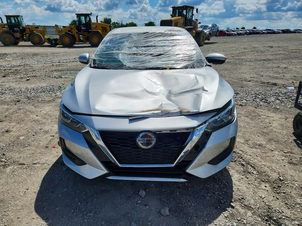 2021 NISSAN SENTRA SV  