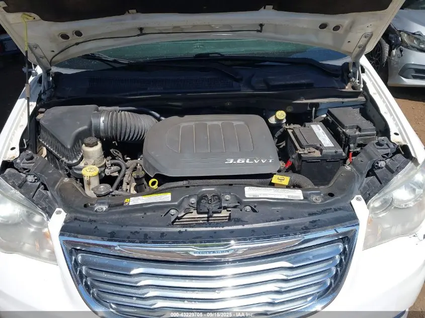 2012 CHRYSLER TOWN & COUNTRY TOURING