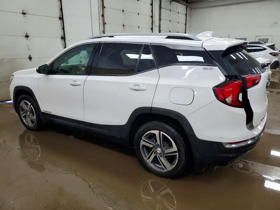 2021 GMC TERRAIN SLT  