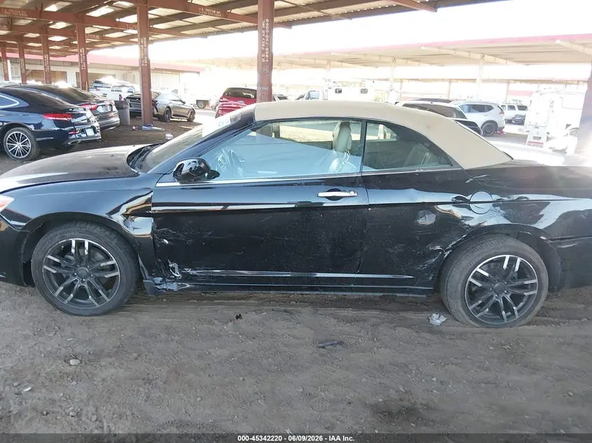 2011 CHRYSLER 200 LIMITED