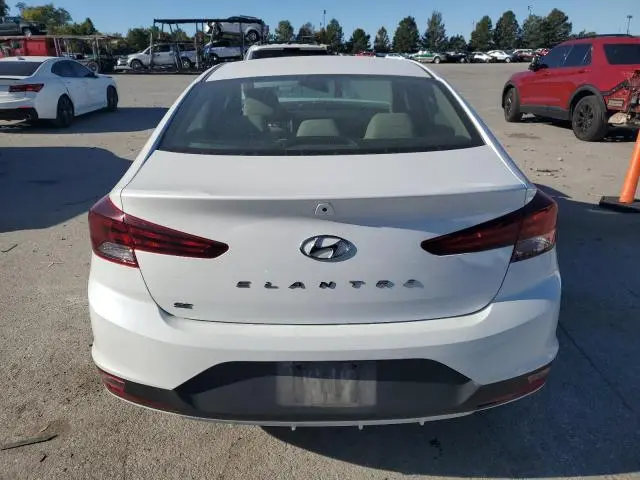 2019 HYUNDAI ELANTRA SE  