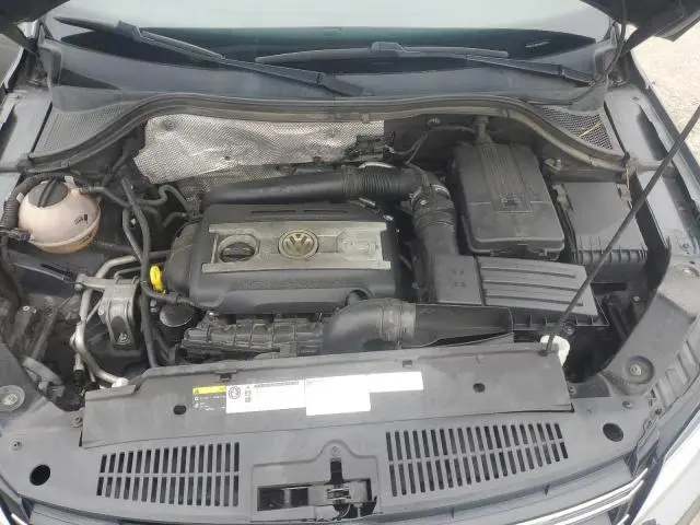 2016 VOLKSWAGEN TIGUAN S  