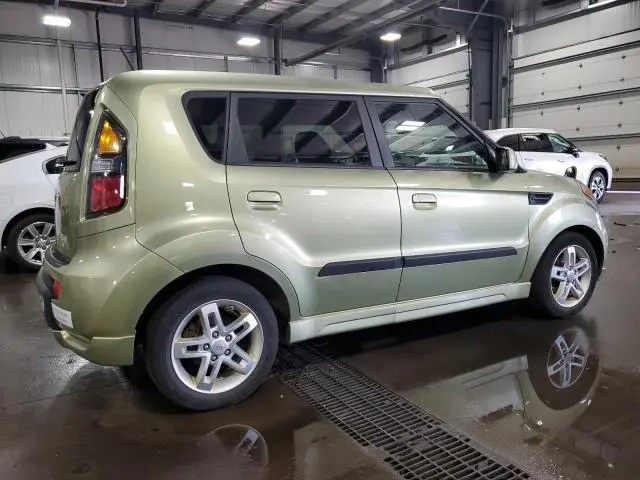 2010 KIA SOUL +  