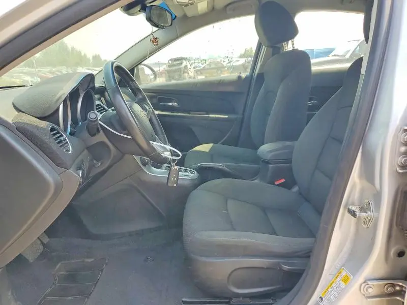 2012 CHEVROLET CRUZE LT  