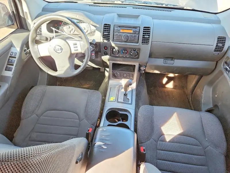 2012 NISSAN PATHFINDER S  