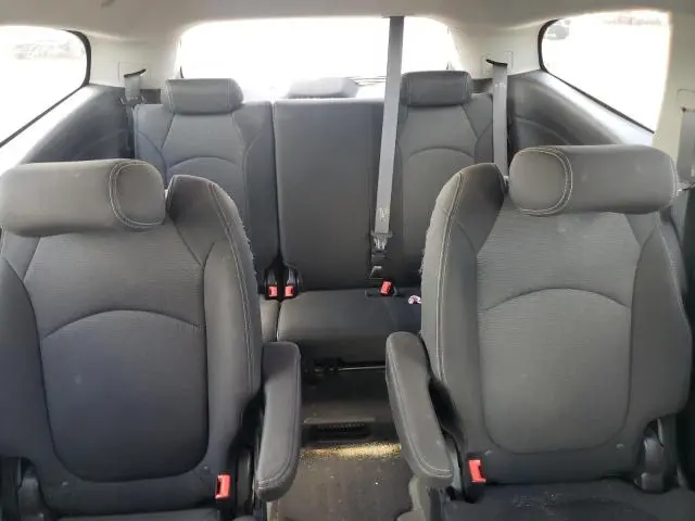 2014 CHEVROLET TRAVERSE LT  