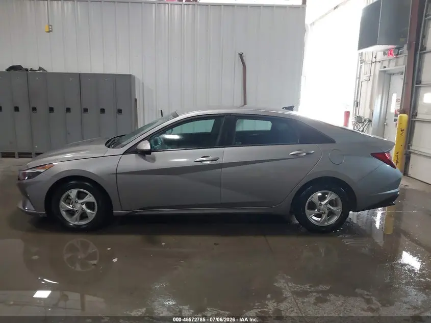 2023 HYUNDAI ELANTRA SE