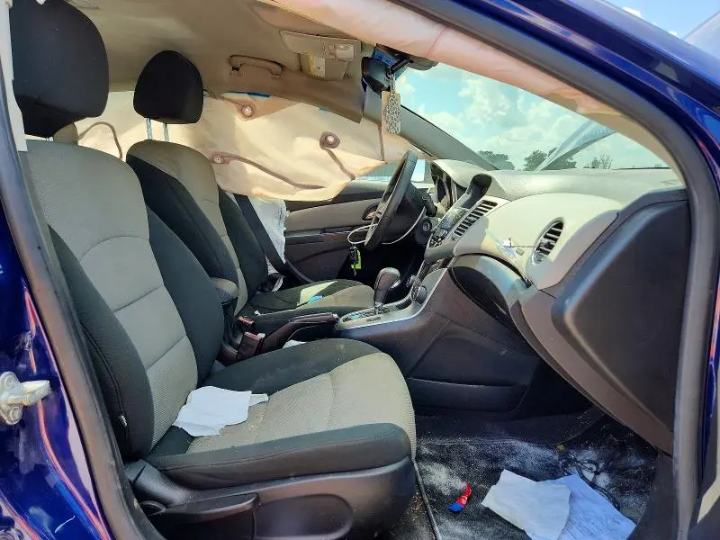 2012 CHEVROLET CRUZE LS  