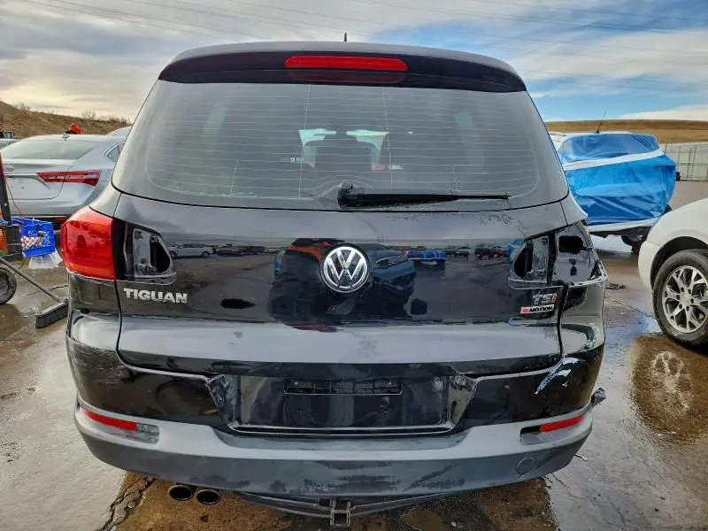 2016 VOLKSWAGEN TIGUAN S  