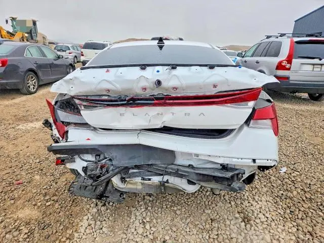 2024 HYUNDAI ELANTRA SEL  
