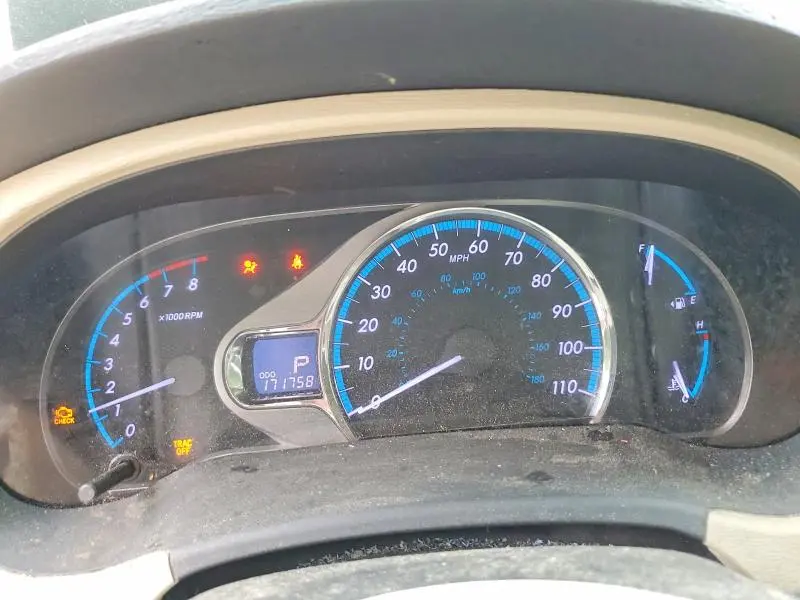 2012 TOYOTA SIENNA XLE 8-PASSENGER  