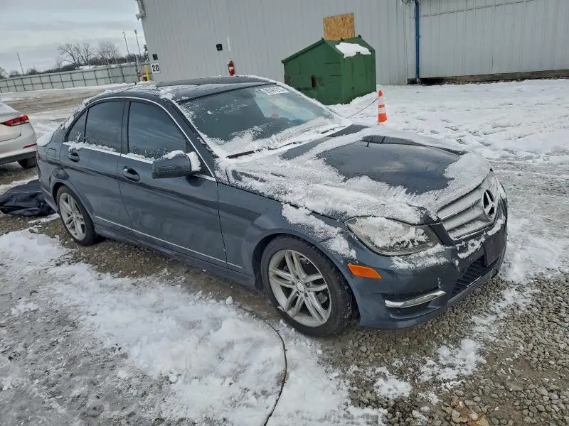 2013 MERCEDES-BENZ C 250  