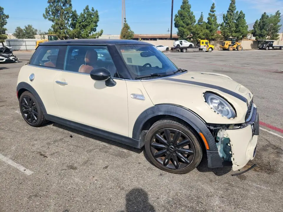2019 MINI COOPER S  