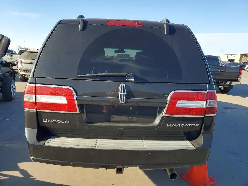 2010 LINCOLN NAVIGATOR   