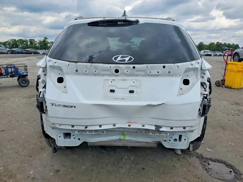 2022 HYUNDAI TUCSON SEL  