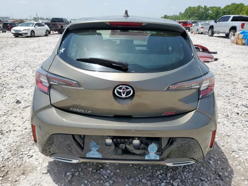 2019 TOYOTA COROLLA SE  