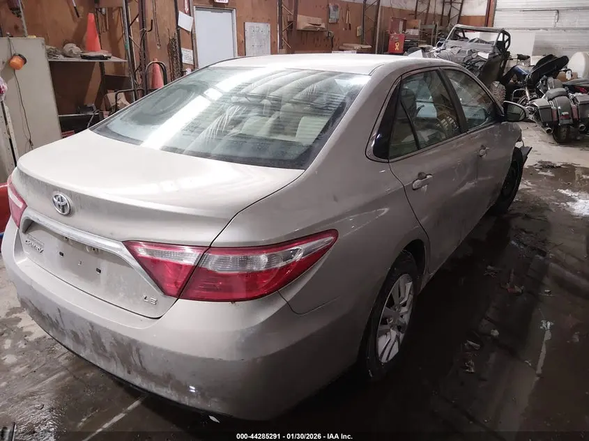 2016 TOYOTA CAMRY LE