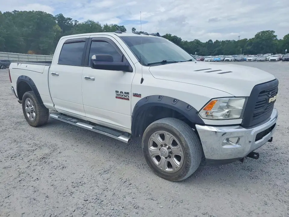2015 RAM 3500 SLT  