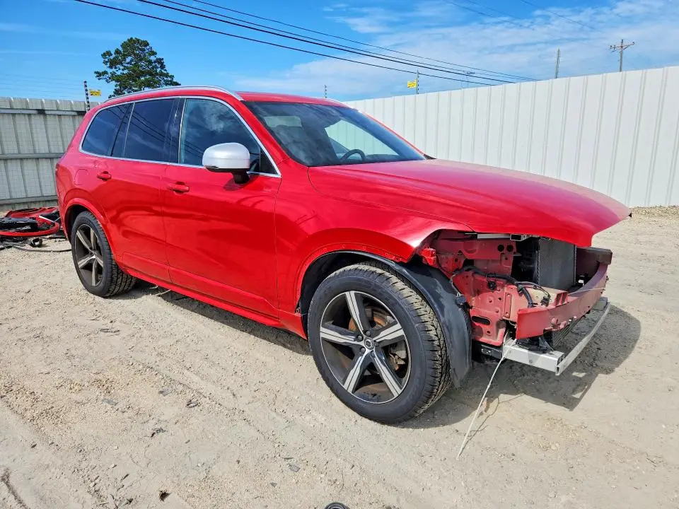 2016 VOLVO XC90 T6  