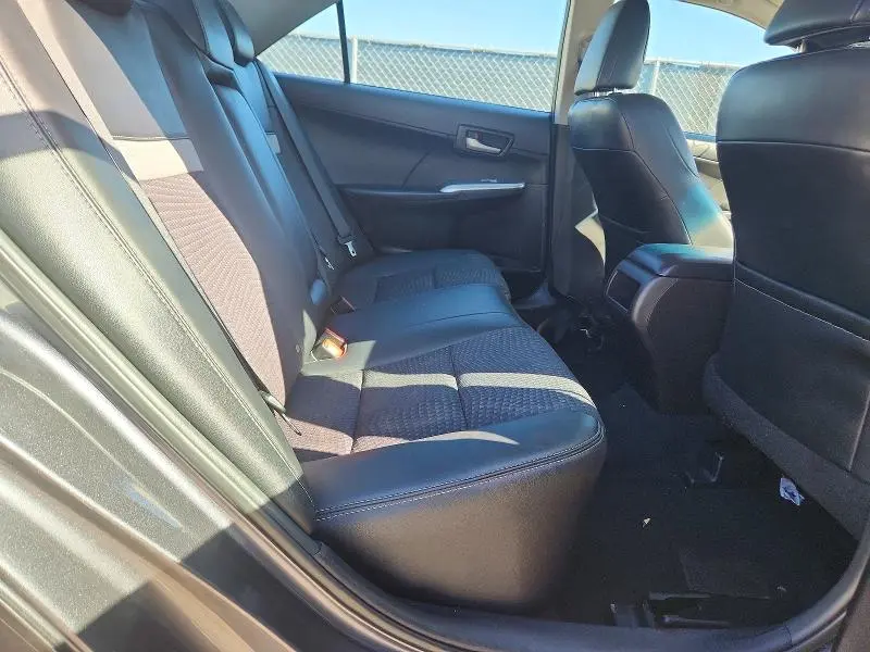 2014 TOYOTA CAMRY SE  