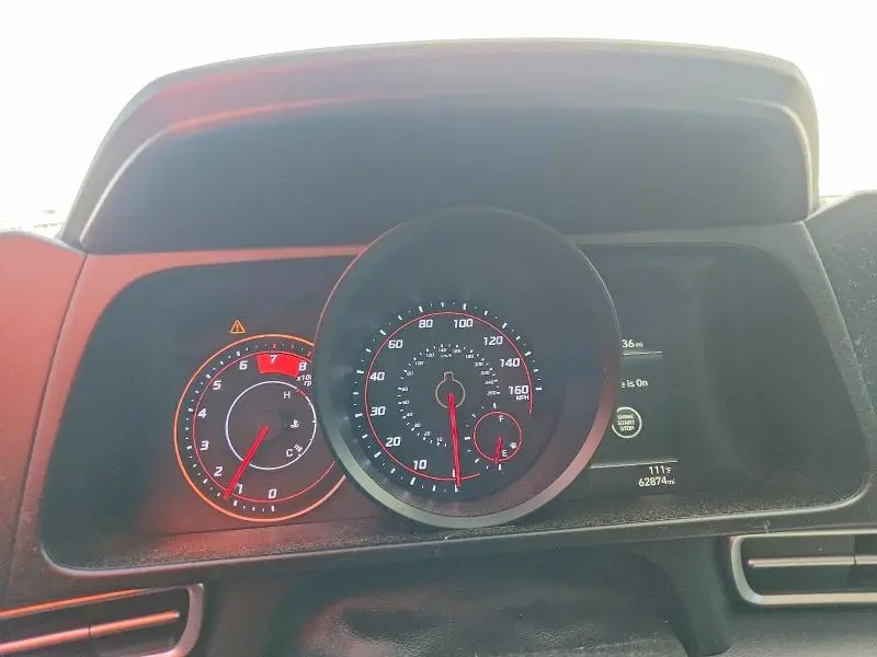 2021 HYUNDAI ELANTRA SEL  